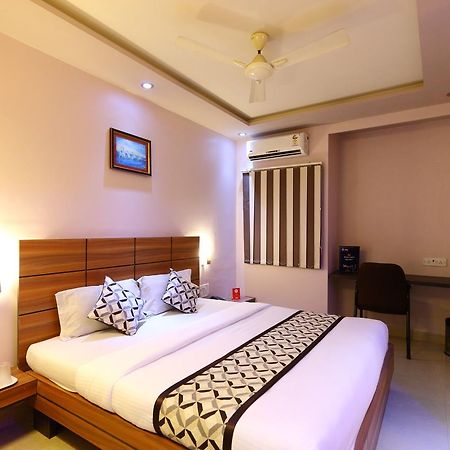 Oyo 7810 Keshiv Galaxy Inn Chennai Eksteriør billede